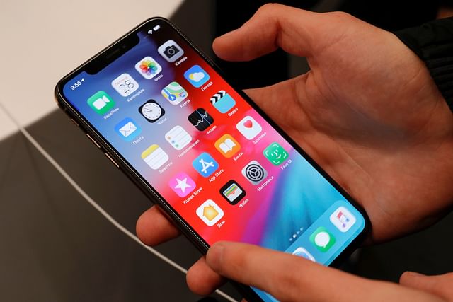 স্মার্টফোনের অবস্থানের তথ্য নিয়মিত সংগ্রহ করে থাকে গুগল