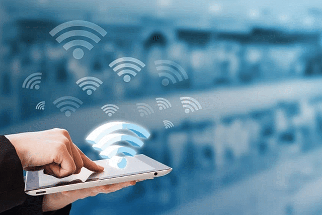 ওয়াই-ফাই নেটওয়ার্ক নিয়মিত ব্যবহার করেন অনেকেই